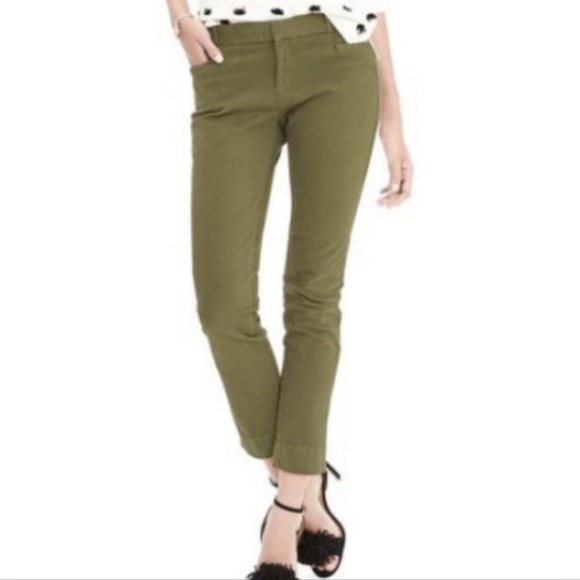 Banana Republic Pants - Banana Republic Olive Green Sloan Pants